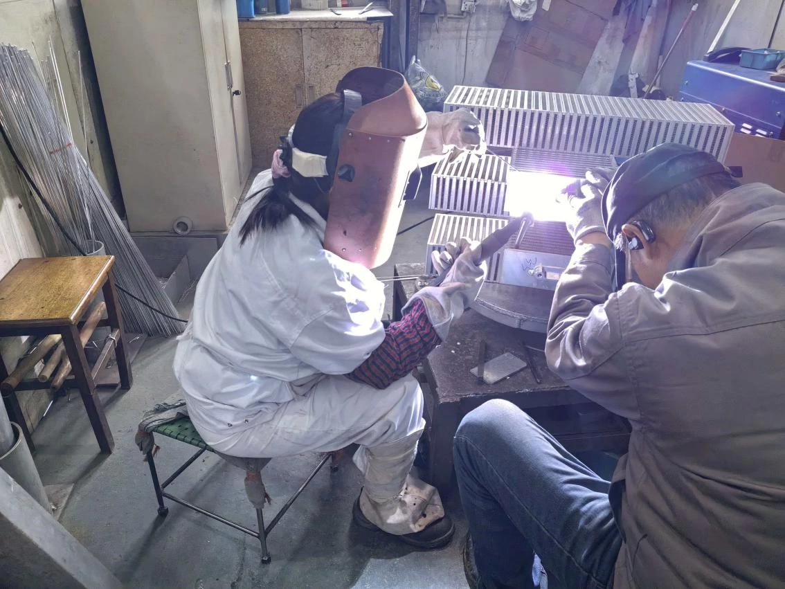 Professional Heat Exchanger Manufacturer and Radiator Factory